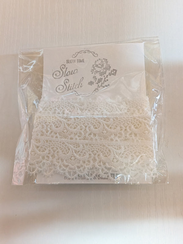 ケミカルレース ピーコック ホワイト