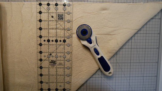 コットン100%キルト芯 30cm幅×9m | 電子レンジ対応 ボウルコーゼー・キッチン小物に最適 | The Gypsy Quilter