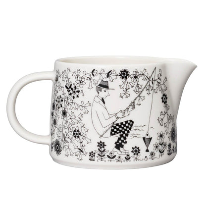 EMILIA ピッチャー