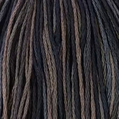 Valdani 段染め6本撚りコットン刺しゅう糸 10yd｜P11 Aged Black | ブラック