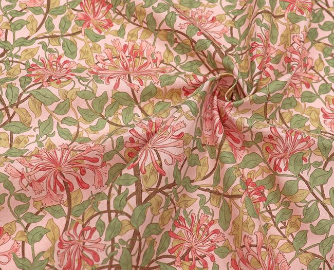 ベスト・オブ・モリス コットン100%の生地 ハニーサックル