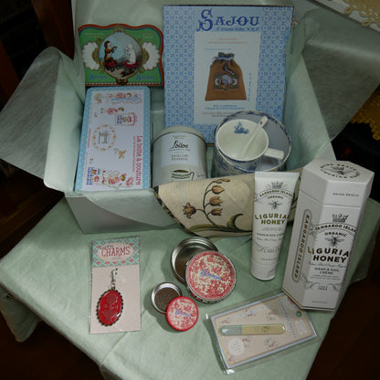 【SLOW TIME APRIL 春BOX】 20周年記念巾着キット