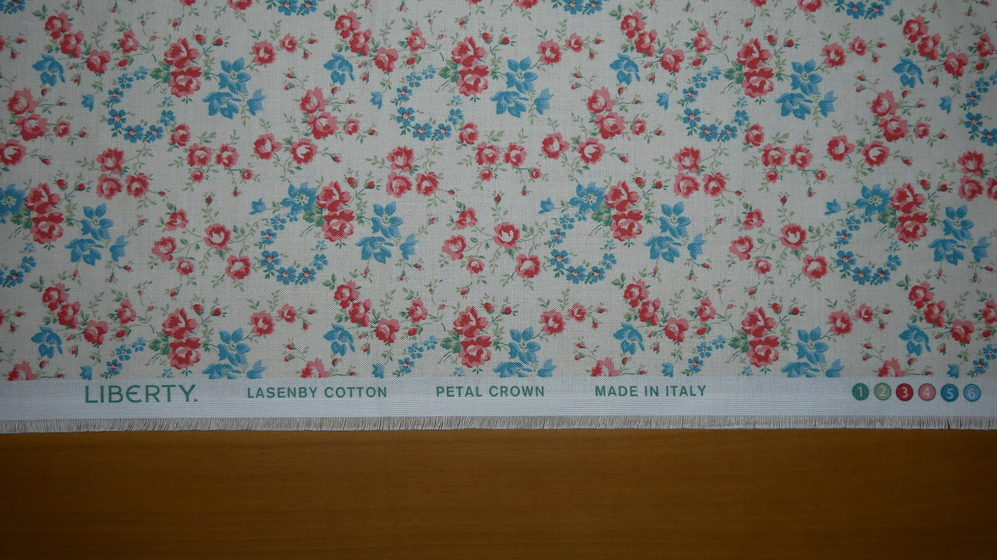 ハンドメイド用生地｜Liberty Palace Gardens Petal Crown C 反物（13.7m×110cm）綿100%