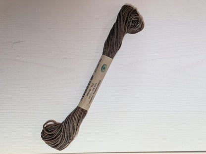 Valdani 段染め6本撚りコットン刺しゅう糸 10yd｜P12 Brown | ブラウン