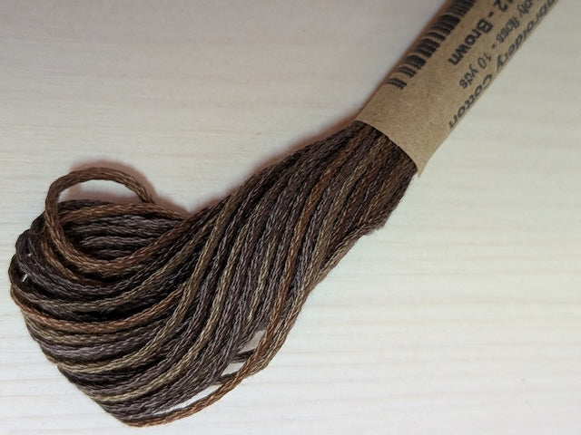 Valdani 段染め6本撚りコットン刺しゅう糸 10yd｜P12 Brown | ブラウン