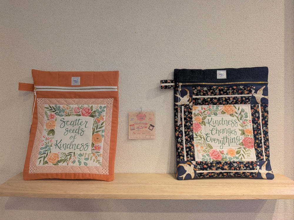 小さないのちが紡ぐ四季物語パネル生地　ハンドメイド Kindness パネル生地｜Moda / Deb Strain 60cm×110cm 綿100