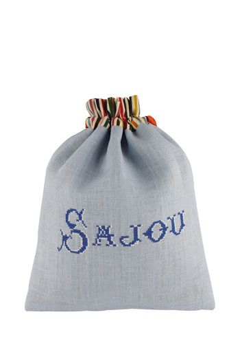 Sajou-cross-stitch-kit-bag-embroidery-girls クロス・ステッチ・巾着キット　刺しゅうする女の子