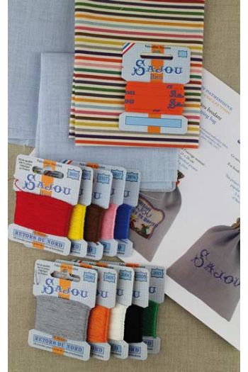 Sajou-cross-stitch-kit-bag-embroidery-girls クロス・ステッチ・巾着キット　刺しゅうする女の子