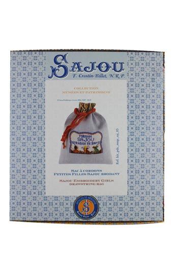 Sajou-cross-stitch-kit-bag-embroidery-girls クロス・ステッチ・巾着キット　刺しゅうする女の子