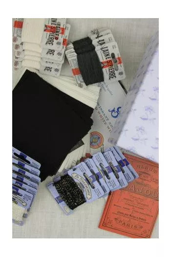 【お取寄商品】サジュー・クロス・ステッチ・キット　ミュージアム＆ヘリテージ・コレクション(大判キット)ウィッサン・キット