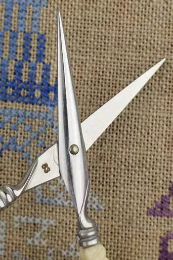 Sajou 刺繍ハサミ 象牙調 Sモデル｜フランス製 アンティーク復刻版