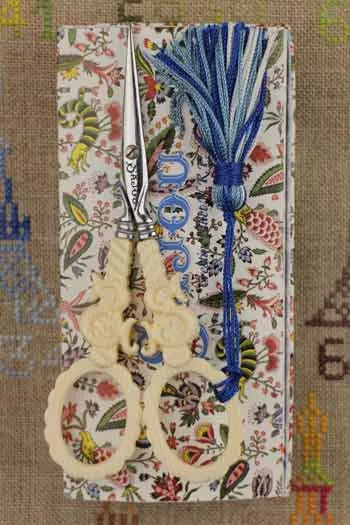 刺しゅう用ハサミ　象牙調「S」モデル