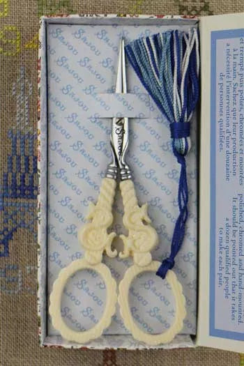 刺しゅう用ハサミ　象牙調「S」モデル