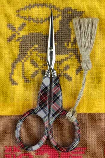 Sajou embroidery scissors- tartan fabric