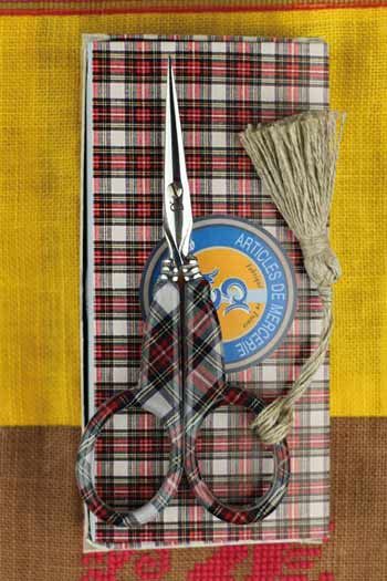 Sajou embroidery scissors- tartan fabric