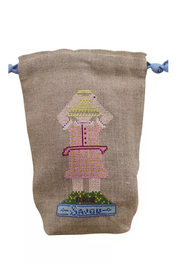 Cross stitch kit - Flavie linen pouchクロス・ステッチ・キット　巾着袋 フラヴィーちゃん