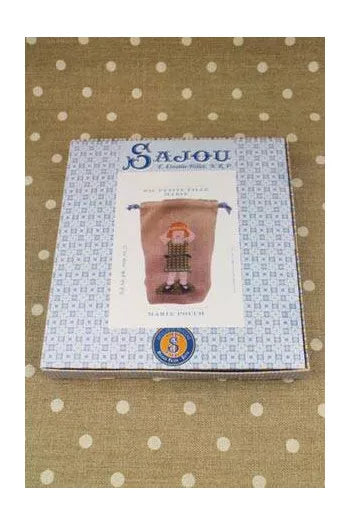 Cross stitch kit - Marie linen pouchクロス・ステッチ・キット　巾着袋マリーちゃん