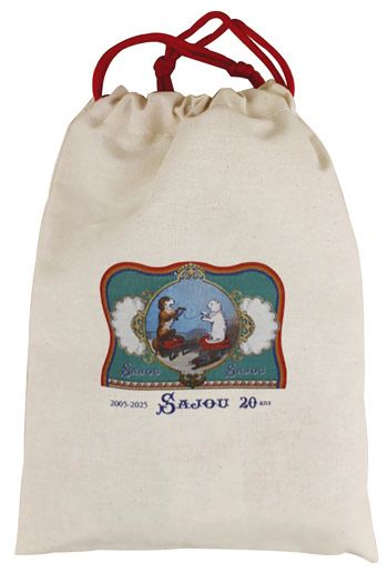 Sajou-needlepoint-puffies-kit-bag-cat-and-dog-winding-wool