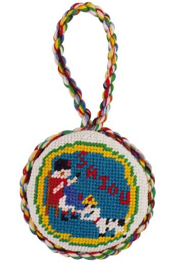 Sajou Puffies Needlepoint Kit - Little Girls Embroidering ニードルポイント・オーナメント・キット　繕い物をする女の子