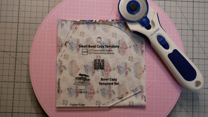 360°回転カッターマット ピンク 直径約25cm (Sue Daley Designs)